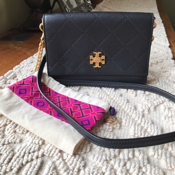 Tory Burch Handbags - Tory Burch Leather Crossbody bag New